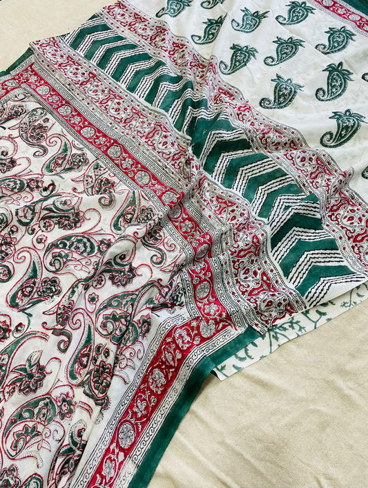 White, Emerald Green & Crimson Red Bagru Hand Block Print Cotton Mul Saree